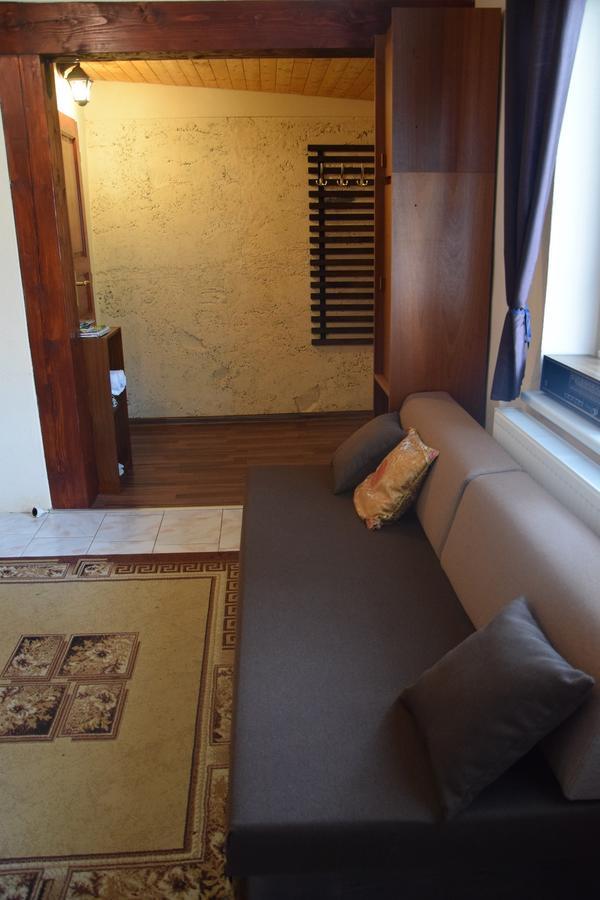 Apartment Melita - The Very Centre Of Town Banska Stiavnica Luaran gambar